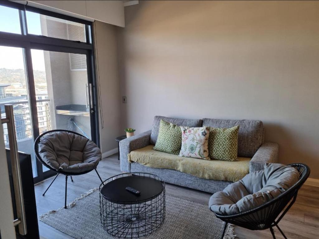 Menlyn Maine Apartments Pretoria-Noord Dış mekan fotoğraf