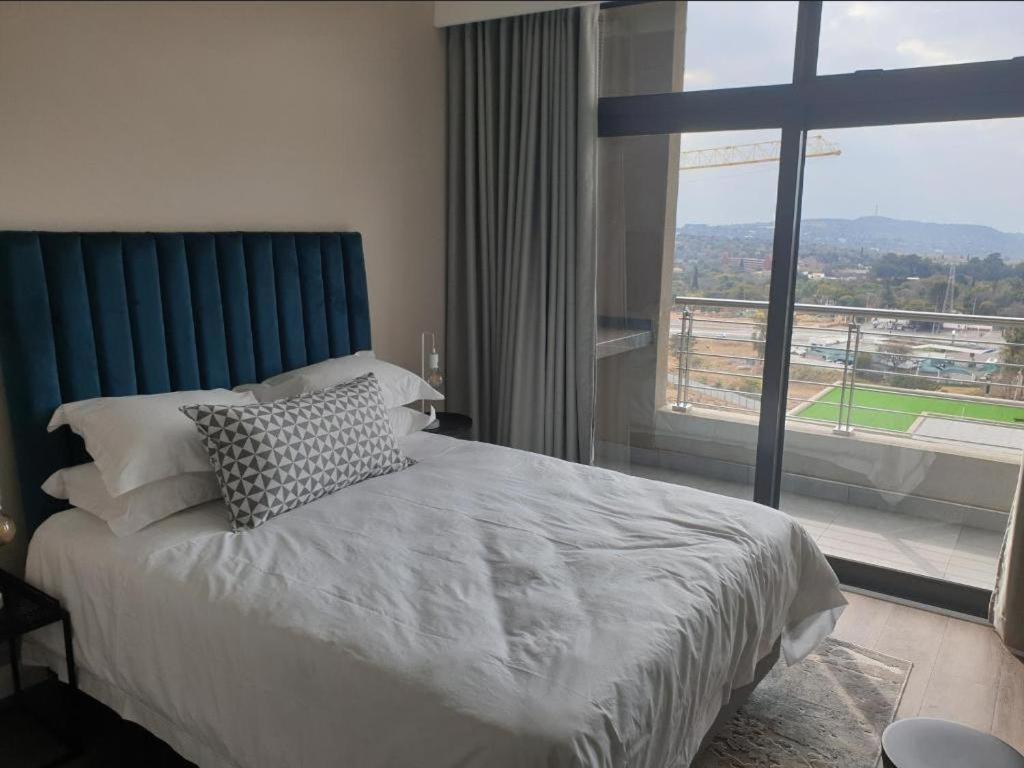 Menlyn Maine Apartments Pretoria-Noord Dış mekan fotoğraf