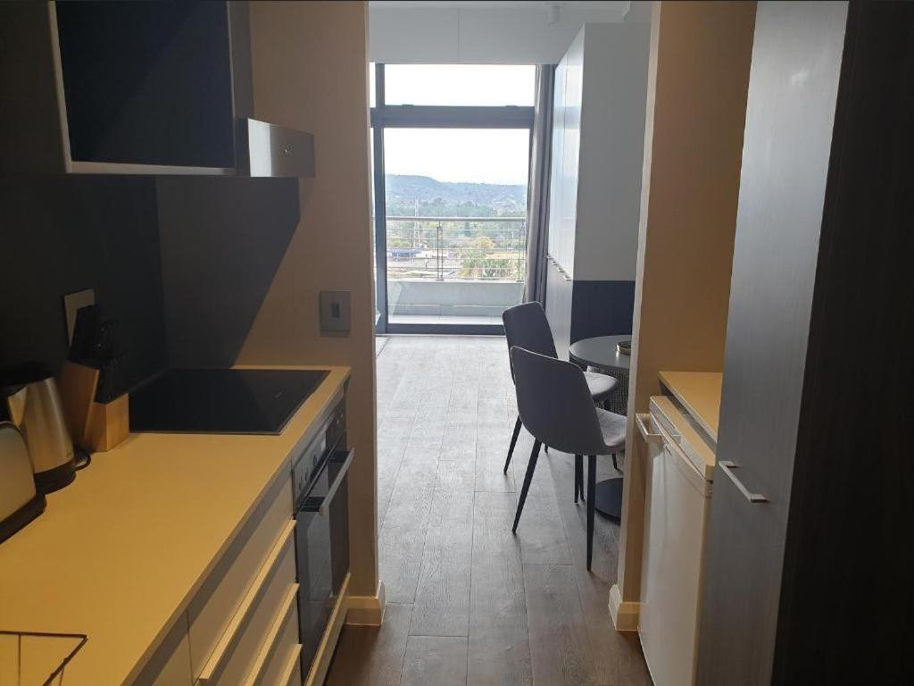 Menlyn Maine Apartments Pretoria-Noord Dış mekan fotoğraf