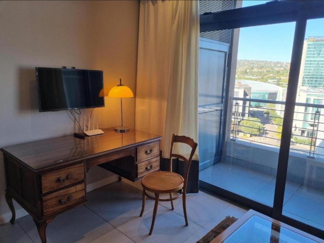 Menlyn Maine Apartments Pretoria-Noord Dış mekan fotoğraf